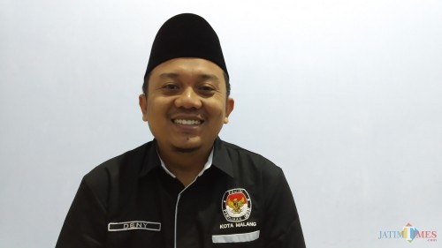 Divisi Perencanaan Dan Data Komisi Pemilihan Umum Kota Malang, Deny Rachmat Bachtiar (Pipit Anggraeni/MalangTIMES).