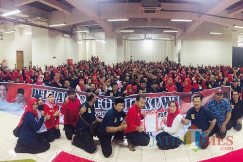 Deklarasi dukungan Honorer K2 Jatim untuk Jokowi-Ma'ruf Amin. (Foto: Dok Eva Sundari)