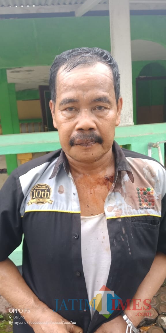 Satuki pelaku pencurian sepeda motor yang mengaku di suruh oleh salah satu kandidat calon kepala desa Wringintelu (foto : Minto SW / Jatim TIMES)