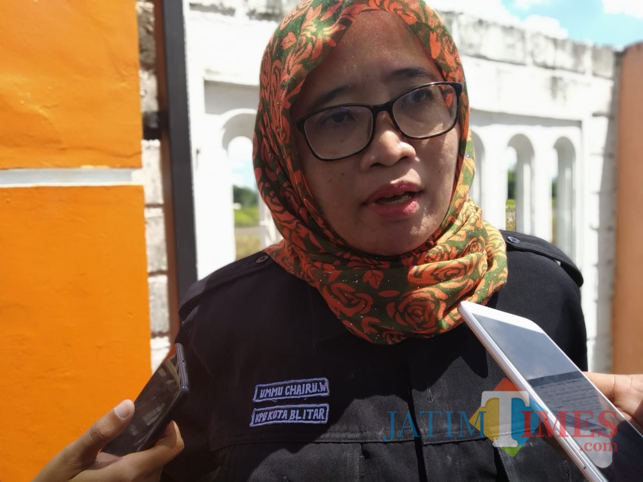 Komisioner Divisi Partisipasi Masyarakat KPU Kota Blitar, Ummu Chairu Wardhani