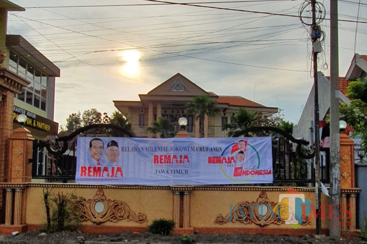 Posko Relawan Milenial Jokowi-Ma