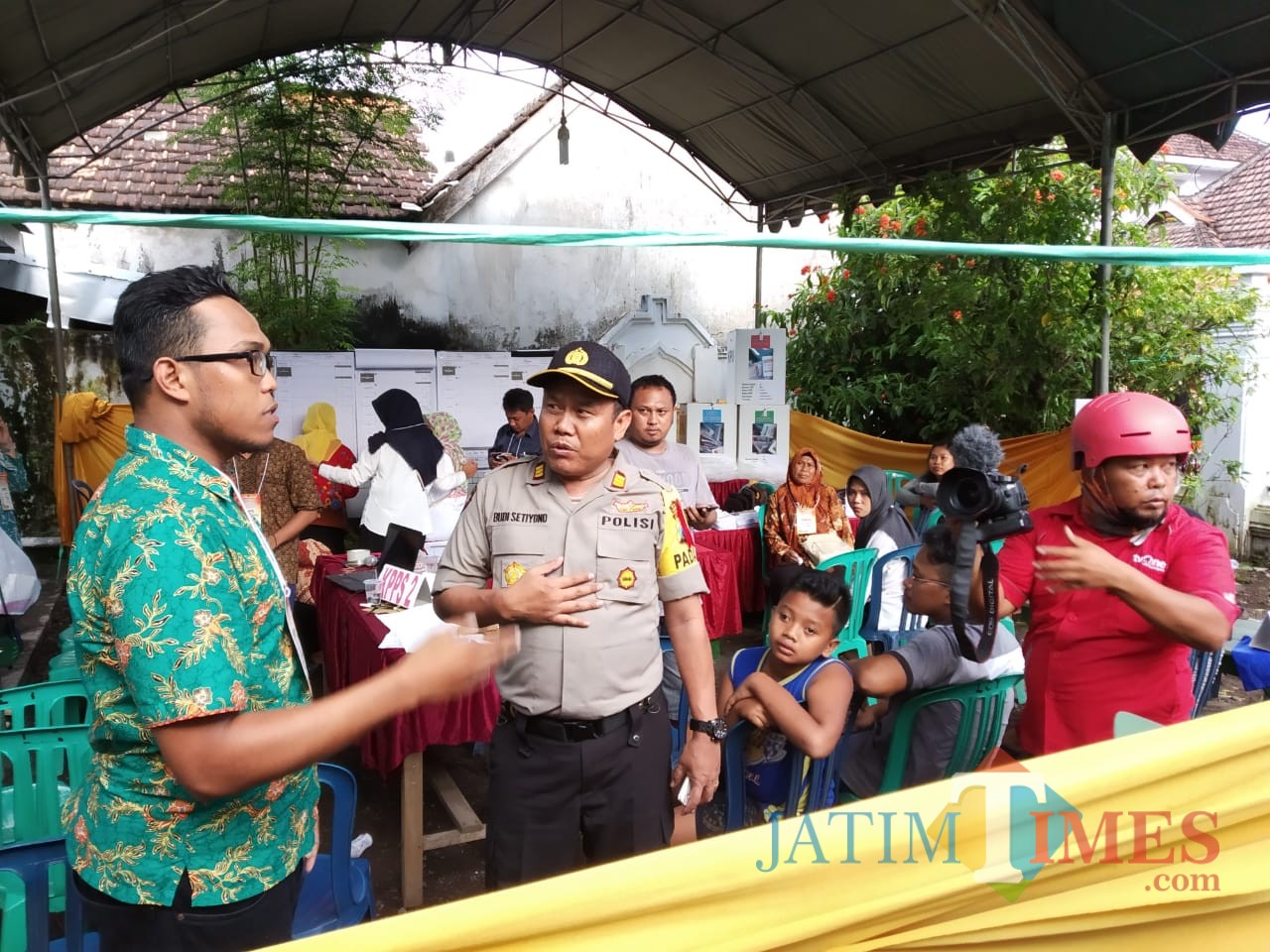 Di TPS ini M. Solikin meninggal dunia saat bertugas sebagai anggota Linmas (Foto : Moch. R. Abdul Fatah / Jatim TIMES)