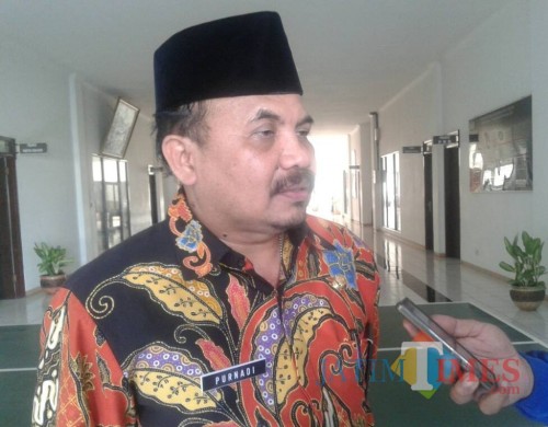 Kepala Bapenda Kabupaten Malang Purnadi optimistis retribusi daerah tahun 2019 kembali melampaui torehan tahun lalu. (Nana)