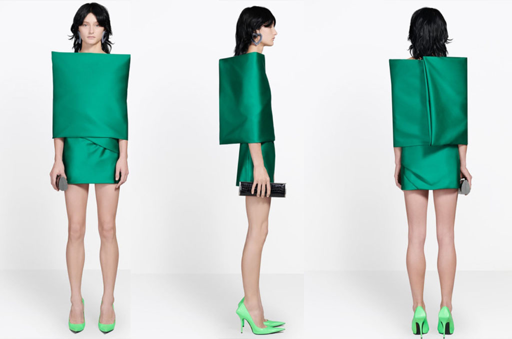 Dress malam hari emerald double mat satin. (Foto: www.balenciaga.com)