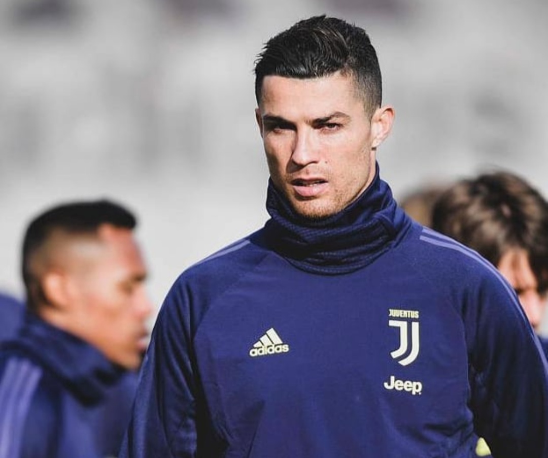 Megabintang Juventus Cristiano Ronaldo (@cristiano)