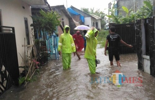 Salah satu kejadian banjir di Desa Torongrejo, Kecamatan Junrejo terjadi pukul 15.00 (Foto: Pudalops PB BPBD Kota Batu for BatuTIMES)