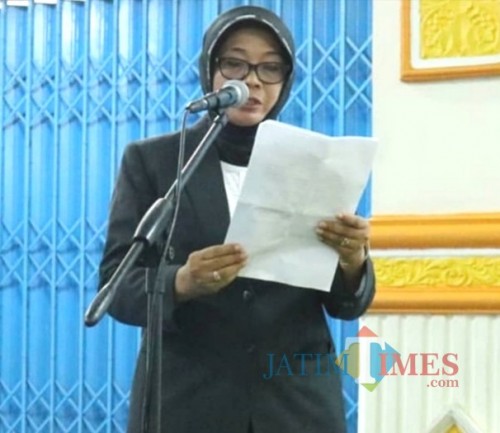 Puji Hariwati, plt sekdin pendidikan Kabupaten Malang. (Nana)
