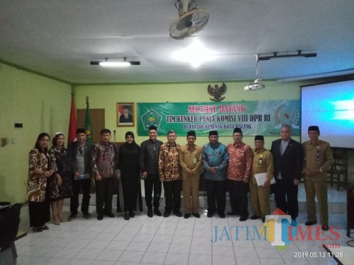 Kunker Panja Komisi VIII DPR untuk jaring aspirasi mengenai RUU Pesantren dan Pendidikan Keagamaan di Kakanwil Kota Malang (Anggara Sudiongko/MalangTIMES)
