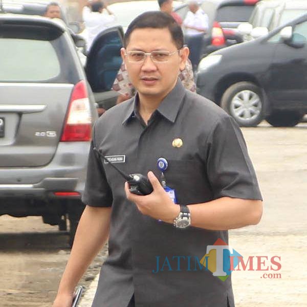 Kepala Biro Humas dan Protokol Provinsi Jatim, Aries Agung Paewai