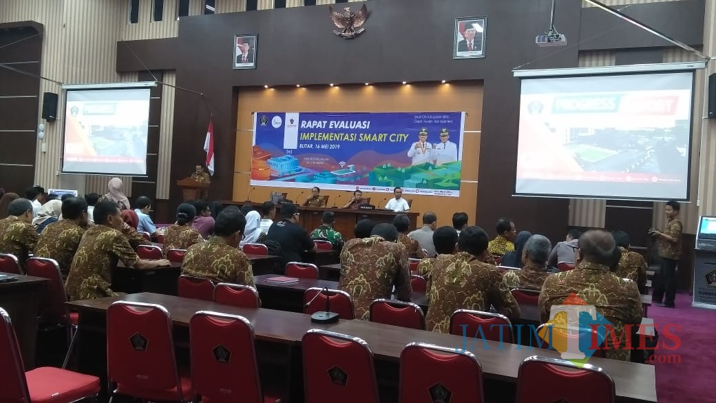 Rapat evaluasi