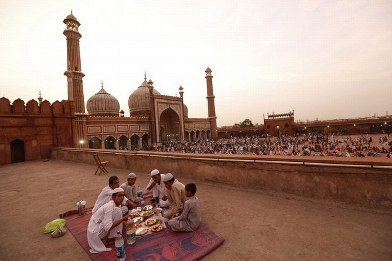 Tradisi piknik berbuka puasa di India (Foto: Istimewa)
