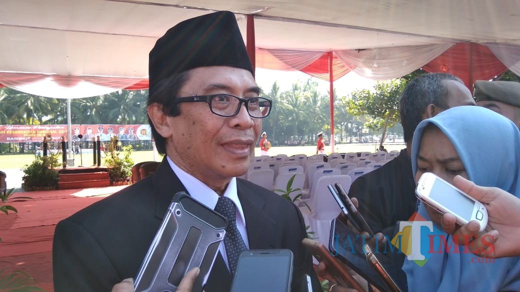 Wakil Bupati Jember Drs. KH. Abdul Muqit Arief