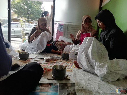 Para peserta pelatihan membatik Inklusif yang diselenggarakan oleh Disnaker Kabupaten Malang (Nana)