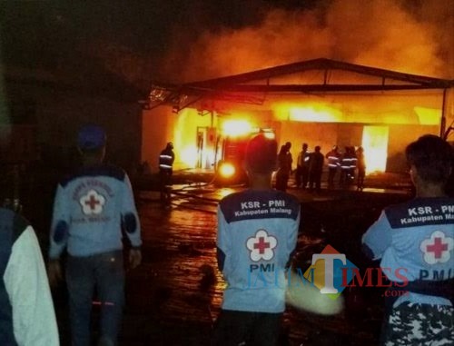 Kebakaran di Kabupaten Malang intensitasnya naik setiap tahun, sehingga membuat tim Damkar bersiaga menjelang lebaran mendatang (dok MalangTIMES)
