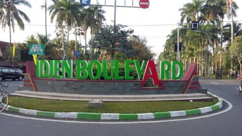 Signage Idjen Boulevard yang nantinya juga akan dibuat di kawasan Jalan Veteran. (daily.kinanti.blogspot)