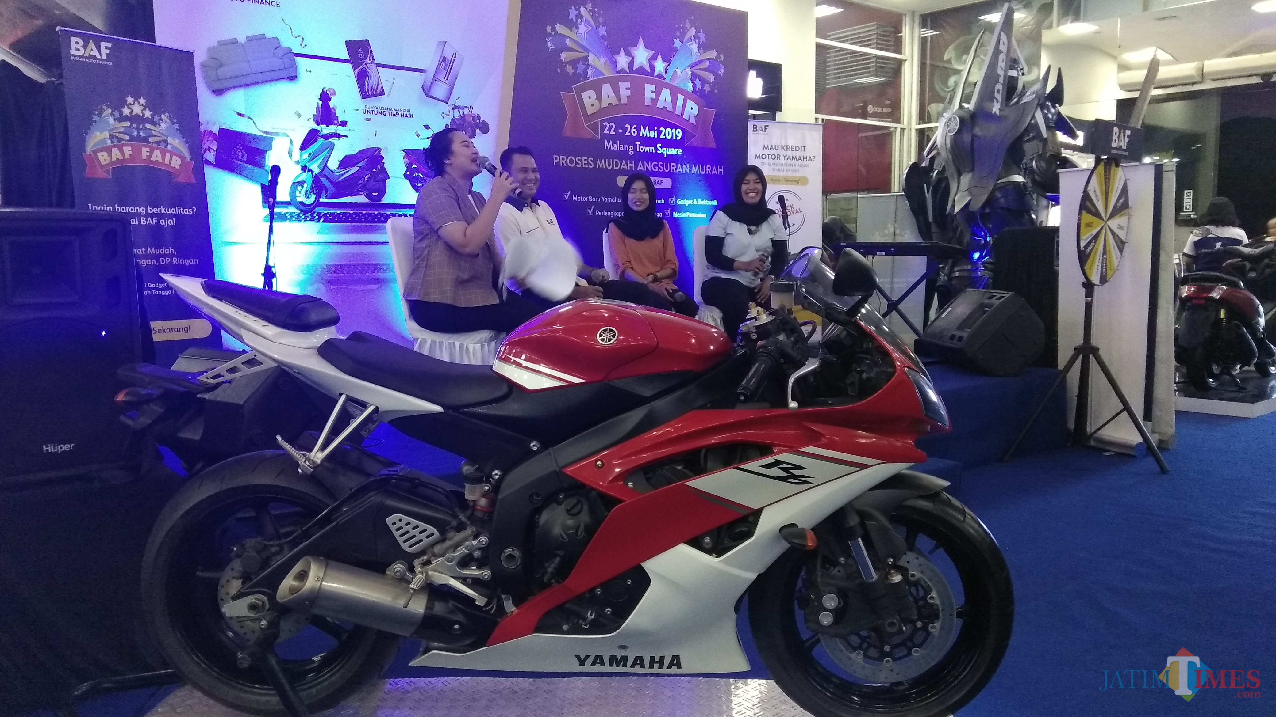 Suasana talkshow produk dalam acara BAF Fair di Malang Town Square. (Foto: Nurlayla Ratri/MalangTIMES)