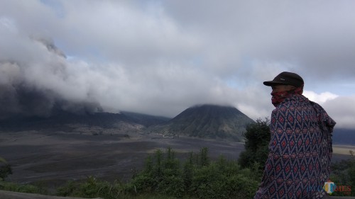 Lansekap lautan pasir Bromo dilihat dari sekitar Pos Pantau PPA PVMBG Bromo, beberapa waktu lalu. (Foto: Nurlayla Ratri/MalangTIMES)