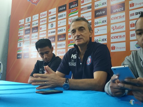 Pelatih Kepala Arema FC, Milomir Seslija (Hendra Saputra/ MalangTIMES)