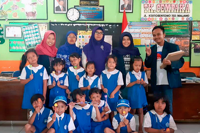 Tim GORLIDS Bersama Guru dan Siswa TK Cempaka. (Foto istimewa)