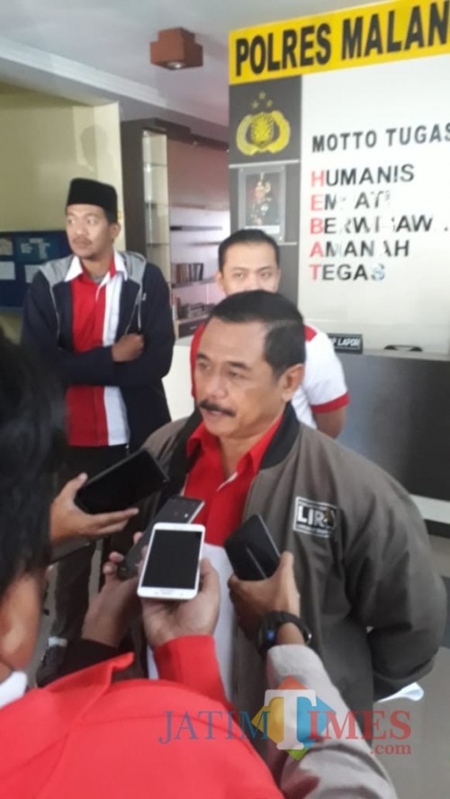 Bupati LiRa Malang Zuchdy Achmadi menyayangkan mutasi Direktur RSUD Kanjuruhan yang terkesan terburu-buru (LiRa for MalangTIMES)