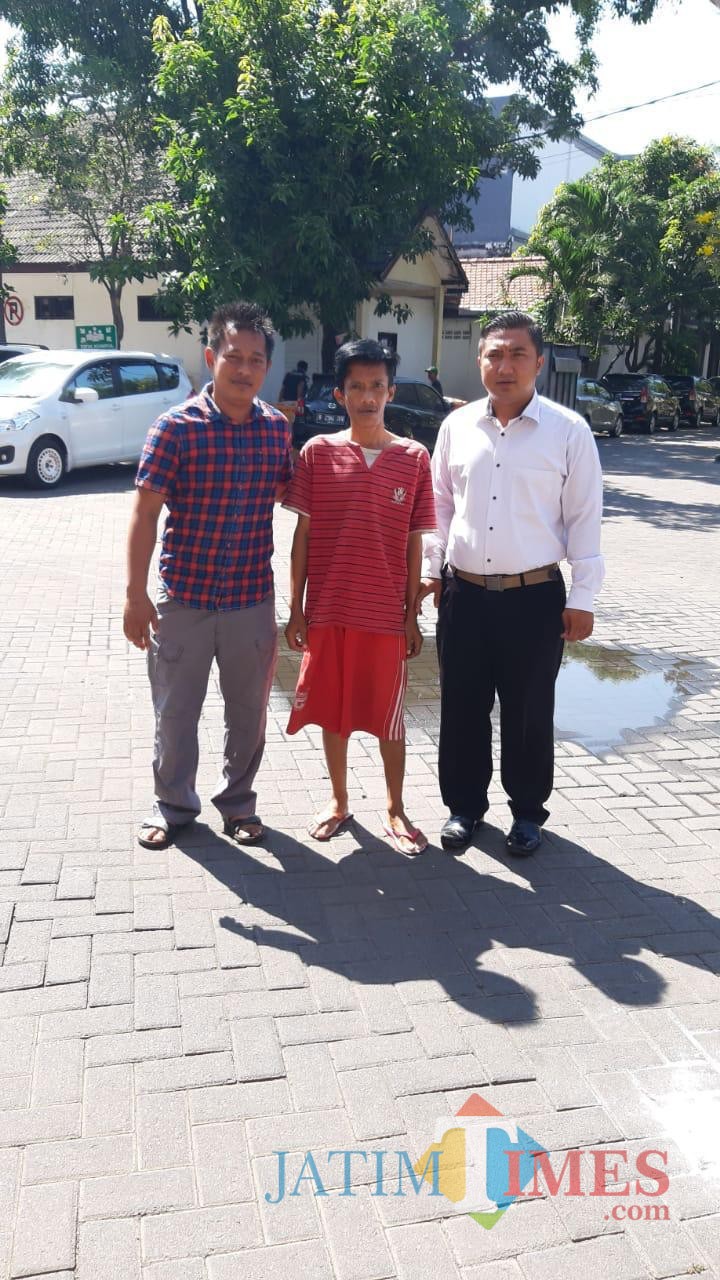 SA ketika diamankan polisi