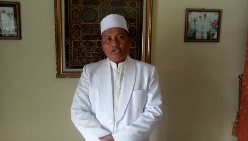 Ketua Majelis Ulama Indonesia (MUI) Kecamatan Jabung, Kabupaten Malang, Ustaz Drs H Muhammad Ikhsan. (Foto: screenshot video)