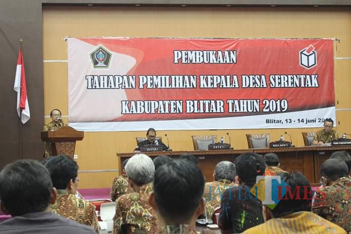 Bupati Blitar saat membuka Tahapan Pilkades serentak