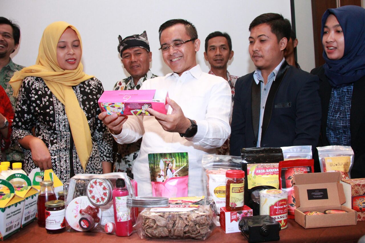 Bupati Anas saat menghadiri Agribusiness Startup Competition tahun 2018 lalu
