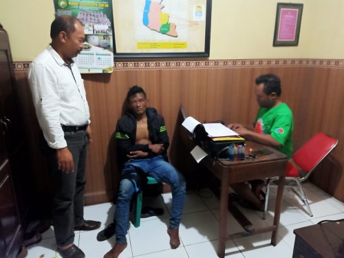Pelaku diamankan di Mapolsek Sanankulon