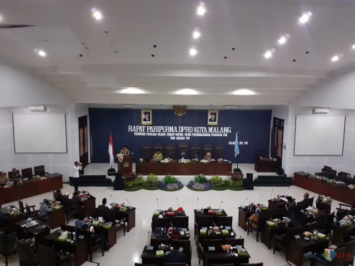 Suasana sidang paripurna di Kantor DPRD Kota Malang. (Arifina Cahyanti Firdausi/MalangTIMES)