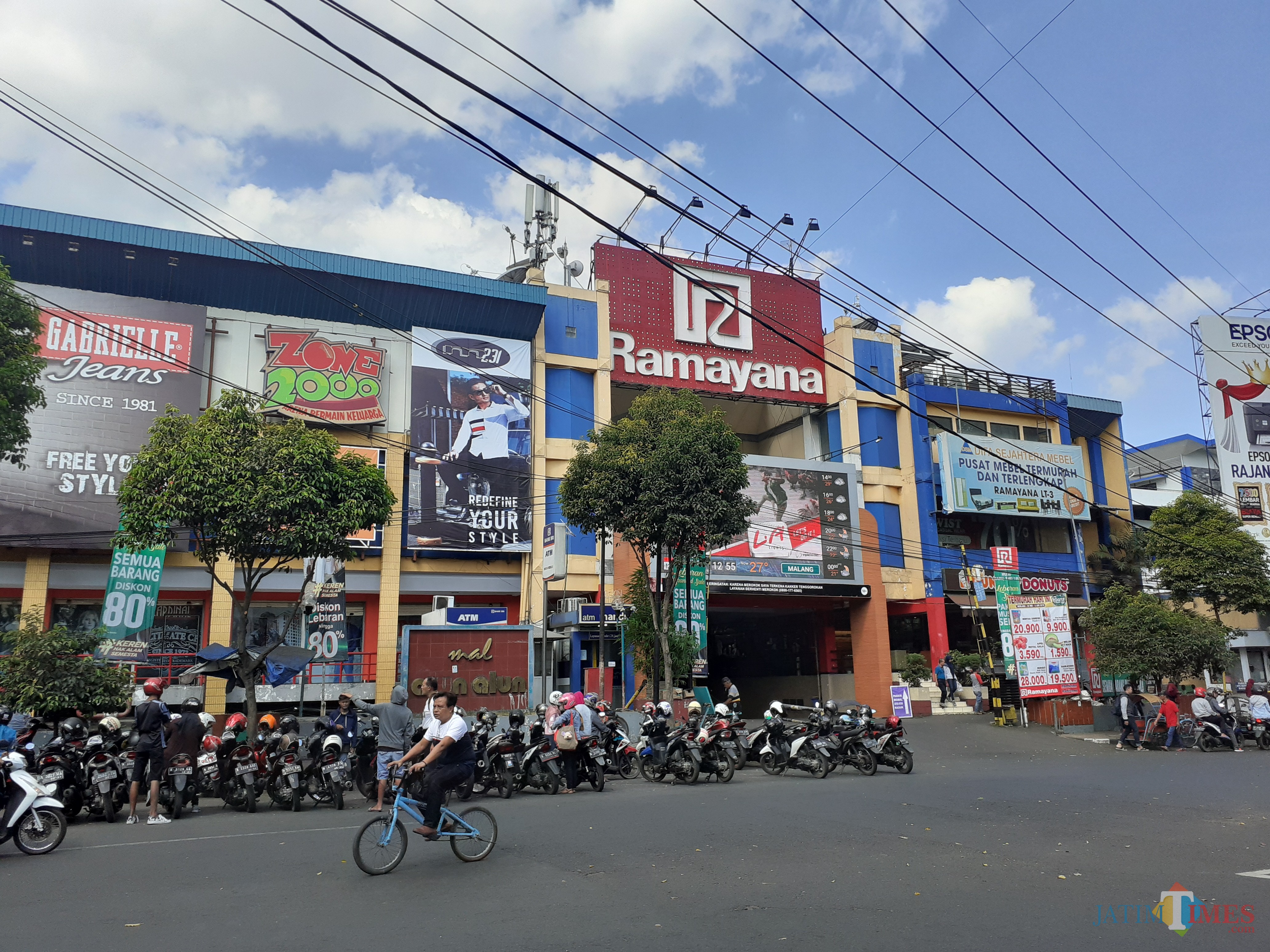 Ilustrasi gedung Mall Ramayana yang akan diambil alih Pemkot Malang (Arifina Cahyanti Firdausi/MalangTIMES)