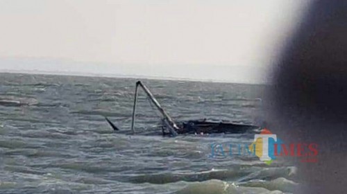 KM Arim Jaya yang tenggelam di perairan Sumenep.