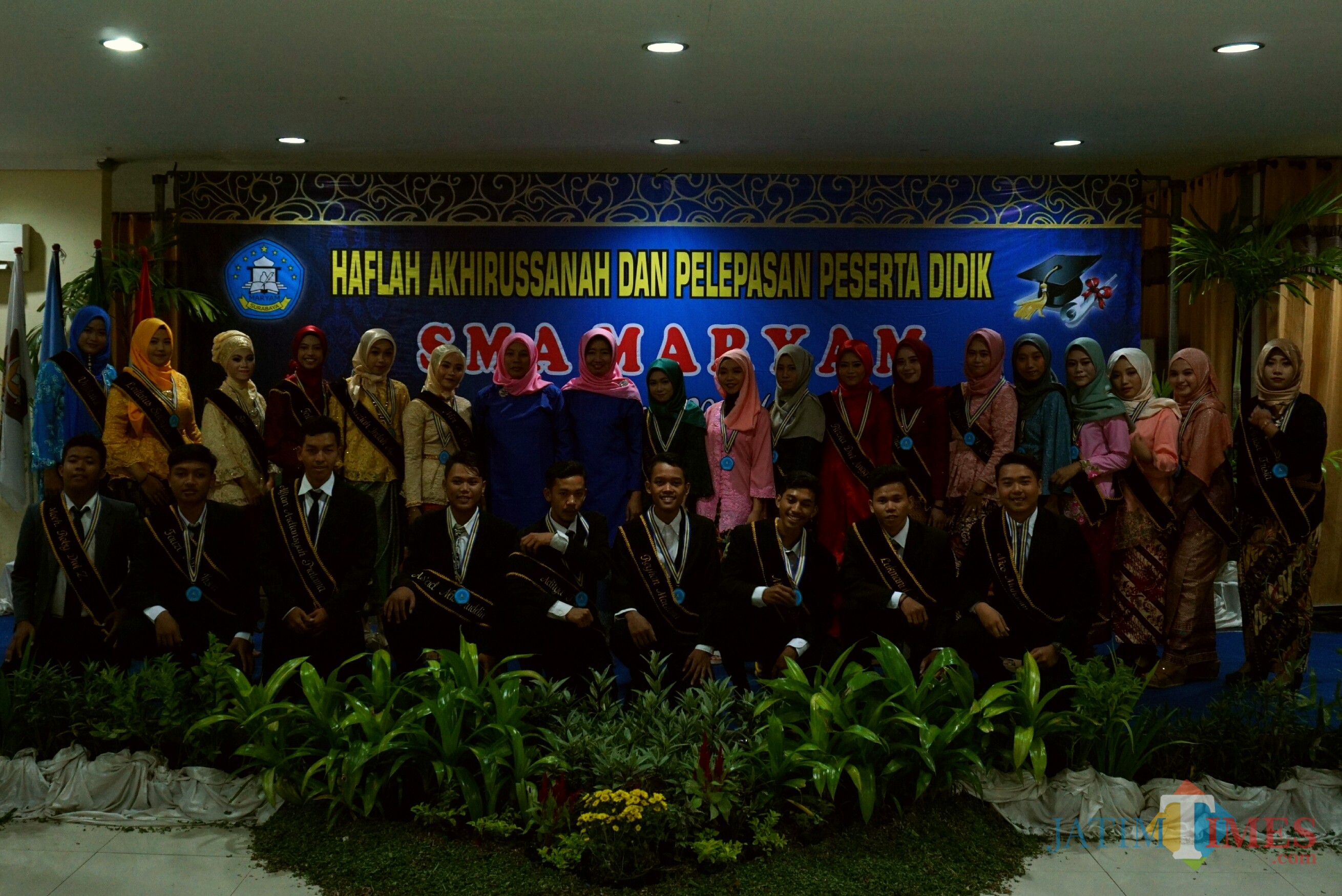Prosesi wisuda di SMA Islam Maryam
