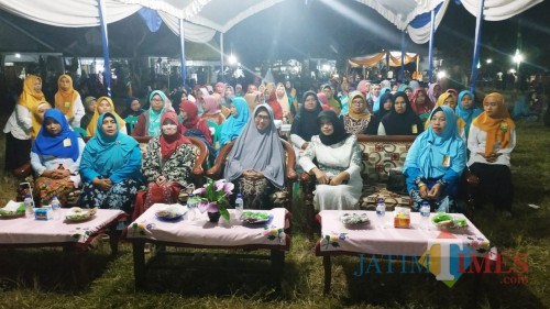 Acara halal bihalal Wahidiyah yang dihadiri Wakil Bupati Lumajang (Foto : Moch. R. Abdul Fatah / Jatim TIMES)
