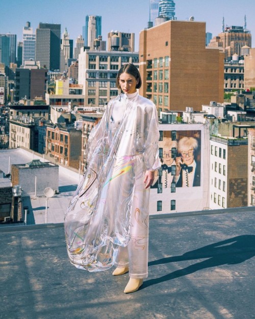 Penampakan baju digital 'Irisdescence'. (Foto: Istimewa)