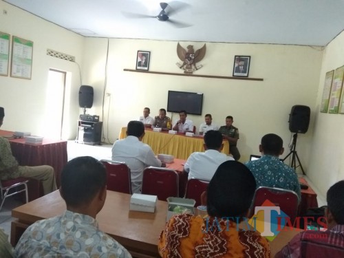 Beberapa kali mediasi dilakukan pihak muspika Kecamatan Gondang, tapi buntu. / Foto : Istimewa / Tulungagung TIMES