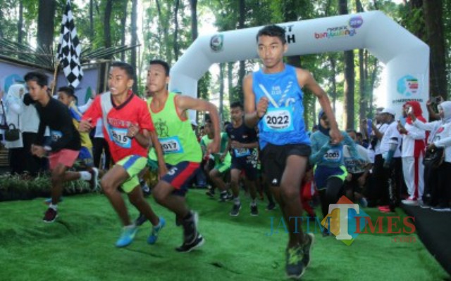 Para peserta Plantation Run 2019 saat beraksi.