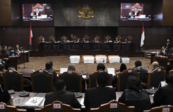 Pembacaan putusan MK terkait PHPU, Ketua Hakim Konstitusi meminta jangan jadi alat hujat dan fitnah (tagar.id)