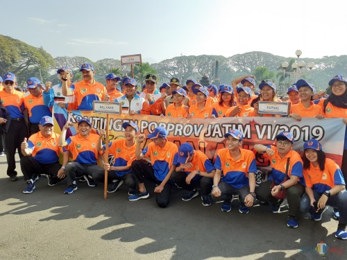 Pelepasan atlet, pelatih dan ofisial kontingen Kota Malang yang mengikuti Porprov Jatim VI 2019 di halaman Balai Kota Malang. (Arifina Cahyanti Firdausi/MalangTIMES)