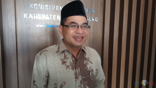 Ketua Komisioner KPU Tulungagung, Mustofa (foto : Joko Pramono/JatimTIMES)