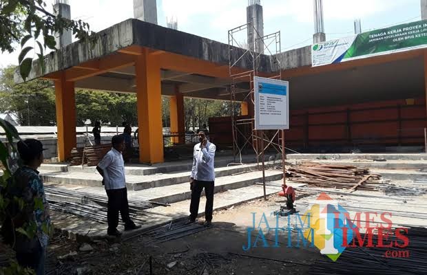 Pembangunan Pasar Sumedang, Kepanjen, akan kembali dilanjutkan oleh DPKPCK Kabupaten Malang dengan menggandeng TP4D. (dok MalangTIMES)