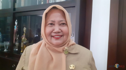 Kepala Dispendukcapil Kota Malang Eny Hari Sutiarny (Pipit Anggraeni/MalangTIMES).