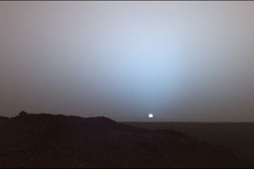 Penampakan langit sore di Mars (Foto: Istimewa)