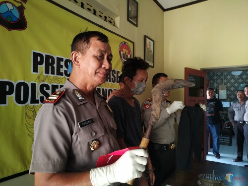 Polsek Karangrejo gelar rilis pembacokan ibu muda di Gedangan / Foto : Anang Basso / Tulungagung TIMES