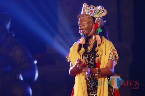 Tarian yang mengangkat sosok Dewi Ragil Kuning yang dibawakan sanggar Kampung Budaya Polowijen, Kota Malang. (Foto: Dokumen MalangTIMES)