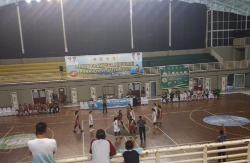 Suasana pertandingan basket tim Putri Kota Malang (Humas KONI Kota Malang)