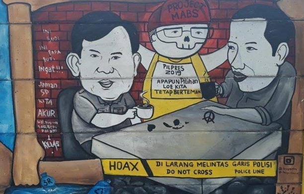 Grafiti di Jakarta yang menyiratkan harapan besar kedua tokoh bangsa kembali bersatu (Ist)