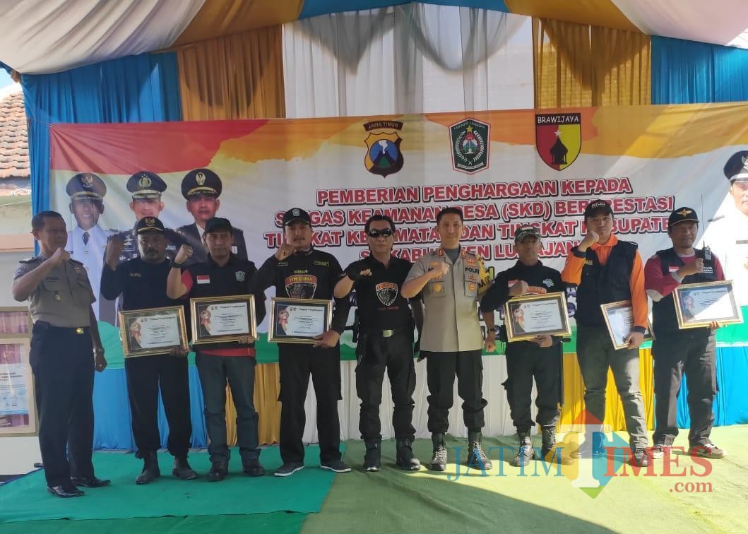 Kapolres Lumajang AKBP DR. Muhammad Arsal Sabhan dalam acara pemberian penghargaan kepada SKD terbaik (Foto : Moch. R. Abdul Fatah / Jatim TIMES)