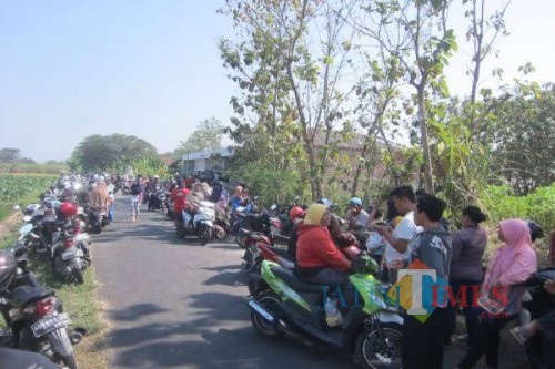 Para mitra yang menggeruduk perusahaan di Jawa Tengah / Foto : Solopos / Tulungagung TIMES