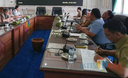 Kegiatan rapat koordinasi yang digelar BP2D Kota Malang di Balaikota Malang. (Foto: Dokumen MalangTIMES)